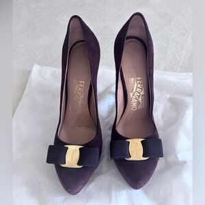 Salvatore Ferragamo Vara Purple/Plum Suede Heels Size 36